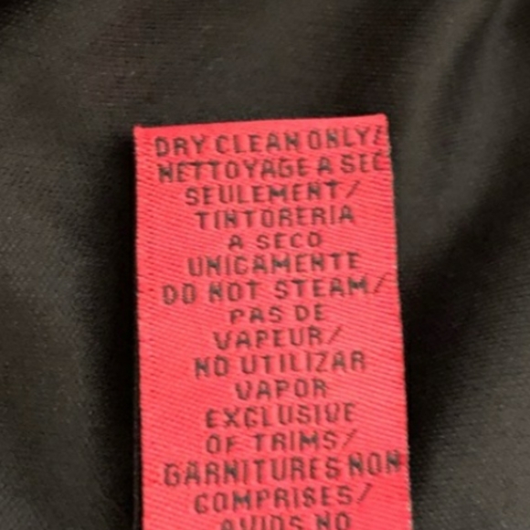 JS Collection Stunning Black And Gray Sunflowers On Mesh With Ribbons Running - Picture 7 of 9